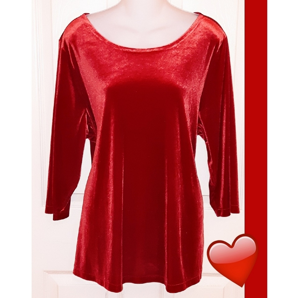 Avenue - Red Stretch Velvet Tunic